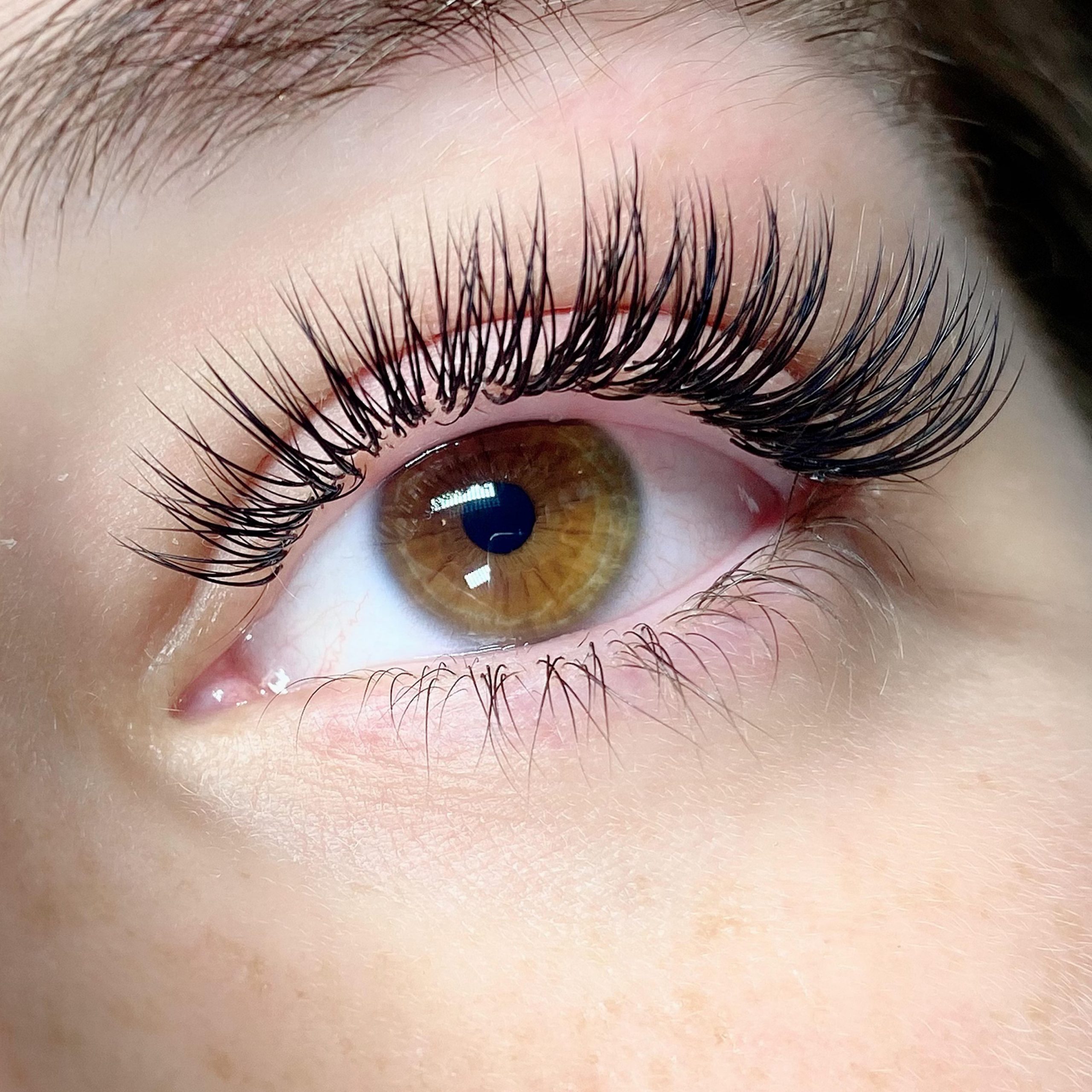 eyelash extensions in Houston