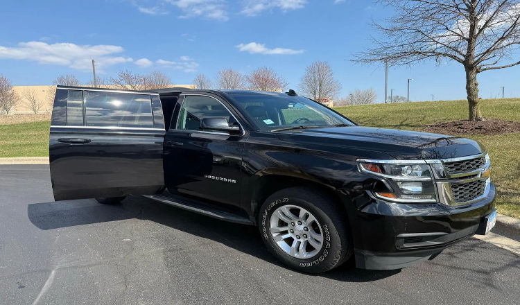 Black Car Service Elk Grove Village