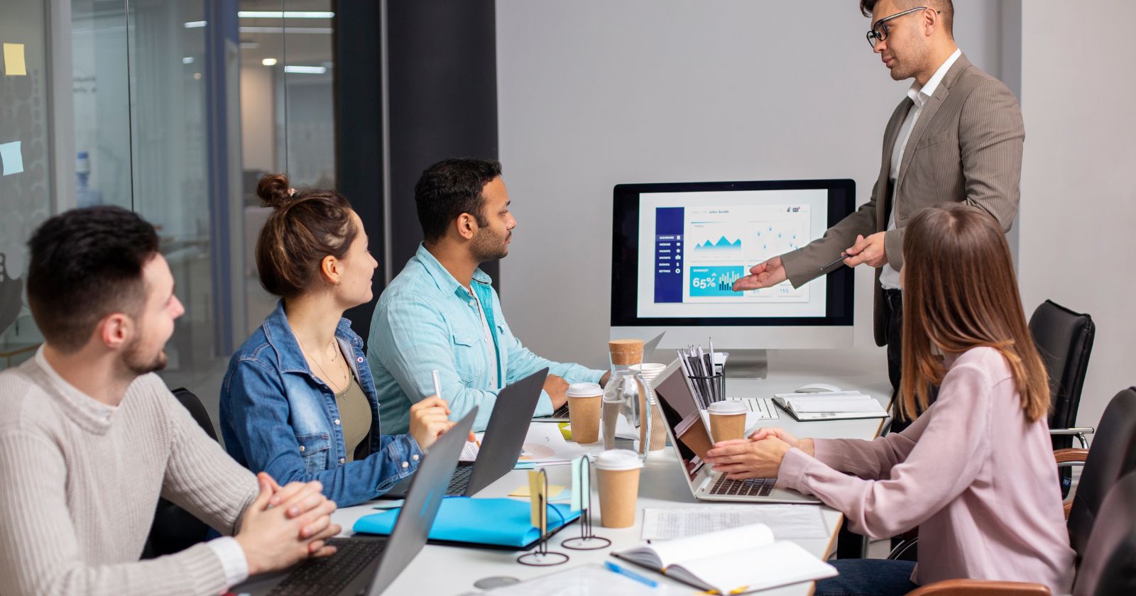 Modern and equipped computer lab