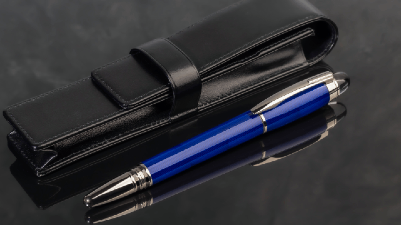 Corporate Gift Pens in Dubai Why is it important in Business Gifts - Newsglo