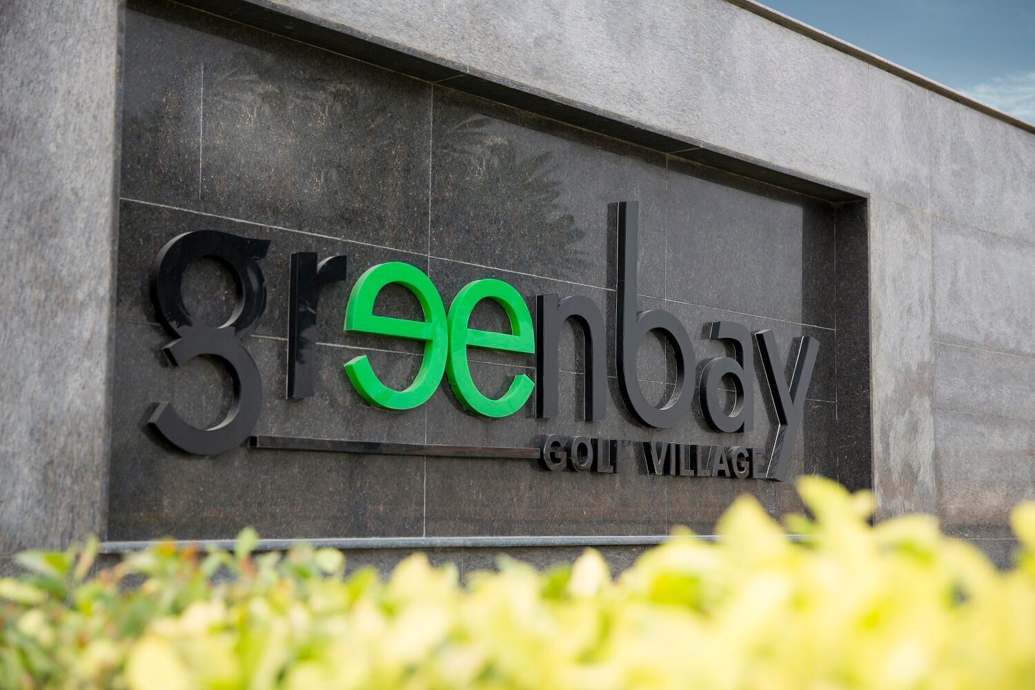 greenbay golf village yamuna expressway