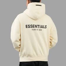 The Essentials Hoodie That Works for Both Winter Nights and Summer Breezes in Australia - Newsglo