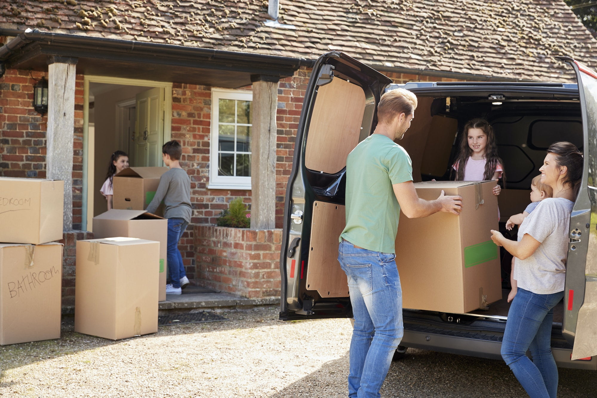 How to Settle into a New Neighborhood Quickly: Tips for Movers - Newsglo
