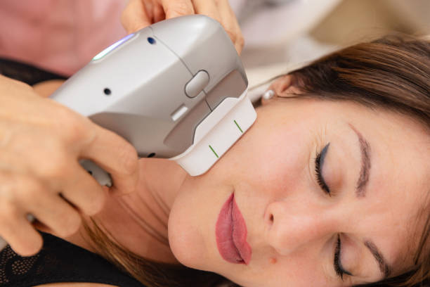 How Laser Skin Tightening Targets Loose Neck Skin