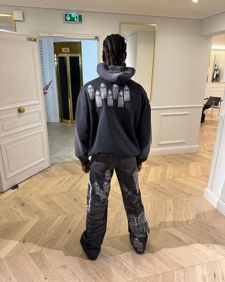 Who Decide Warr Hoodie