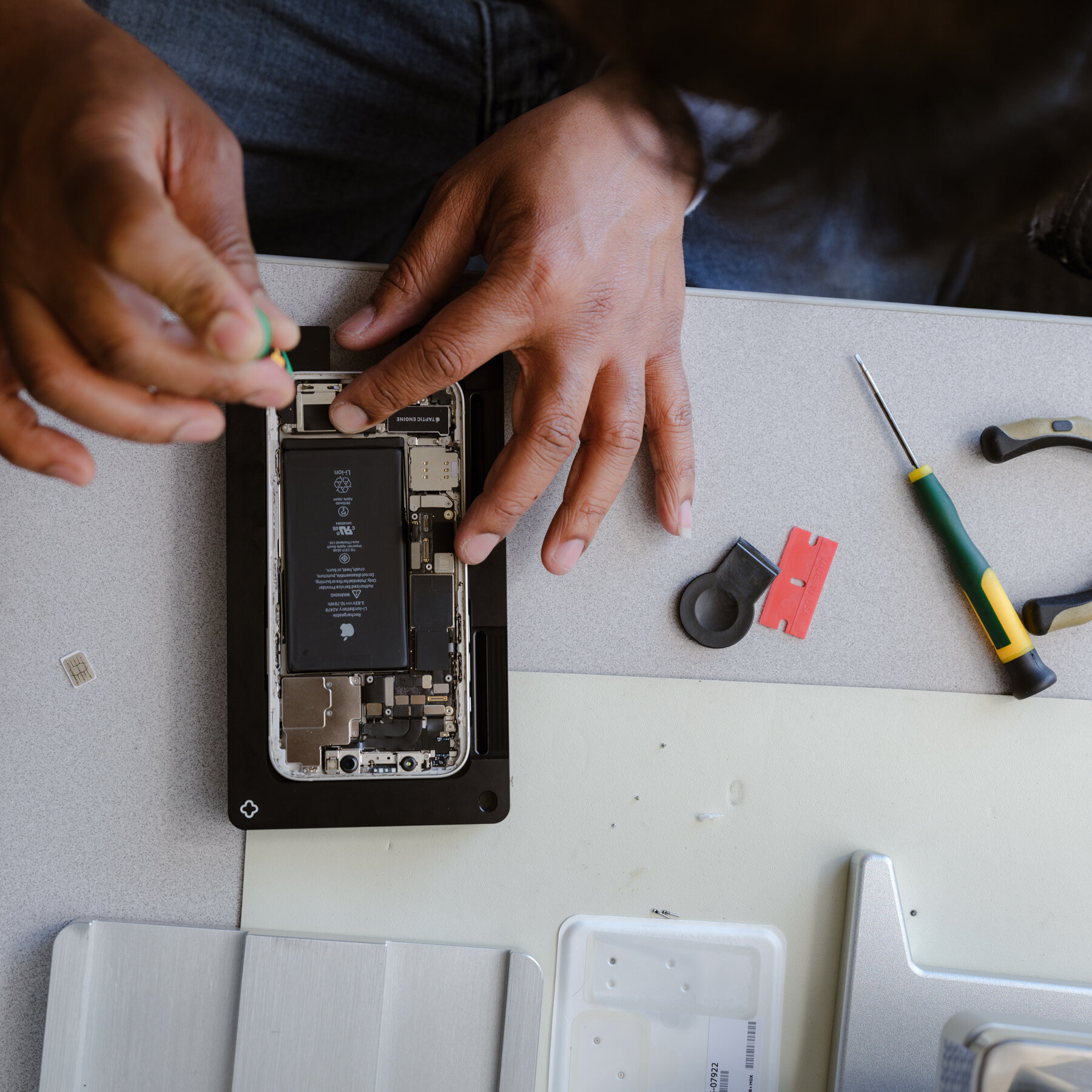 Water Damage Rescue: What to Do Before Calling for iPhone Repair - Newsglo