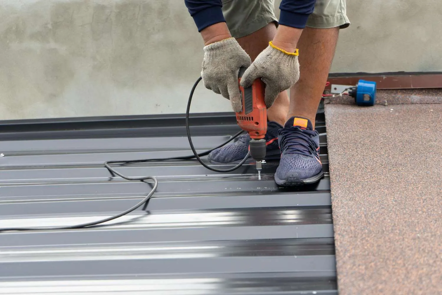 7 Essential Tips for Roof Repairing Natick Homeowners Can’t Ignore - Newsglo 7 Essential Tips for Roof Repairing Natick Homeowners Can’t Ignore - Newsglo