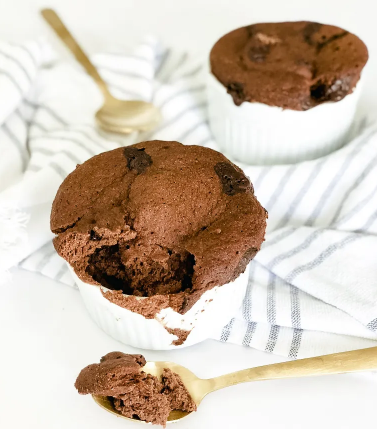 paleo chocolate chip mug cake