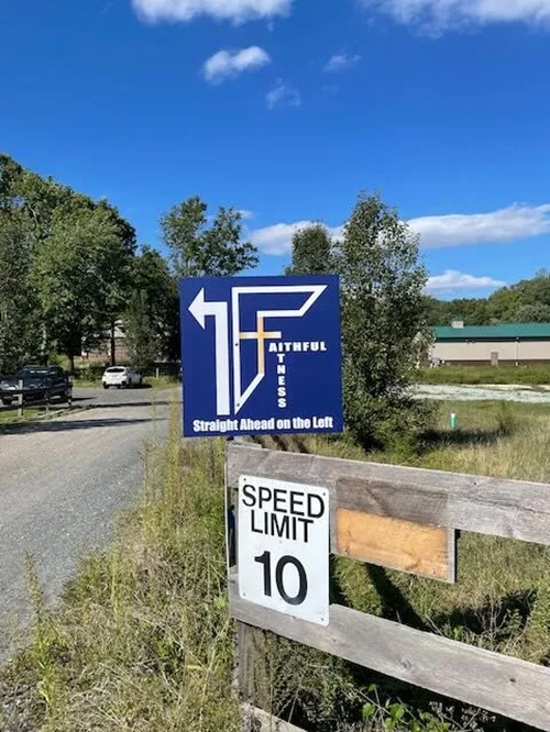 How Custom Outdoor Signs Help Businesses Stand Out and Succeed - Newsglo