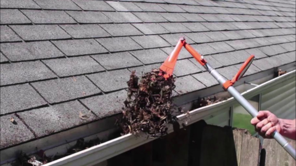 Affordable Gutter Cleaning Services Arvada CO