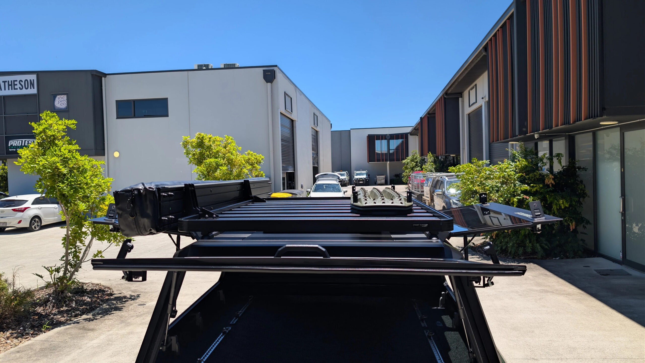 Roof Racks & Load Systems Roof Racks & Load Systems