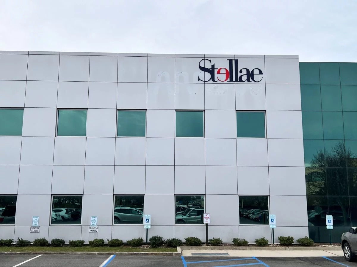 The Business Case for High-Quality Custom Signs in Long Island Commercial Areas - Newsglo