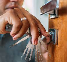 slotenmaker hoevenen