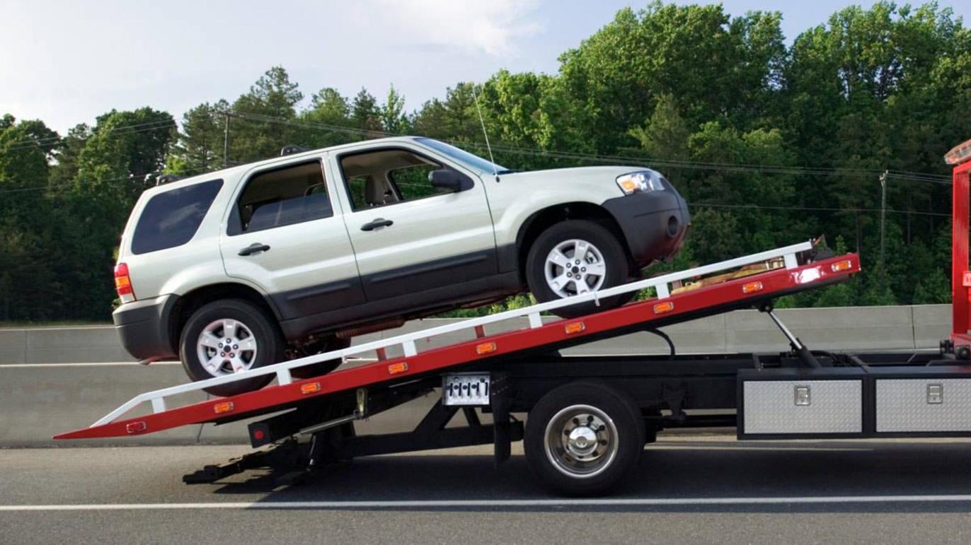 What Insurance Options Are Recommended For Towing Services? - Newsglo 24 hour towing service