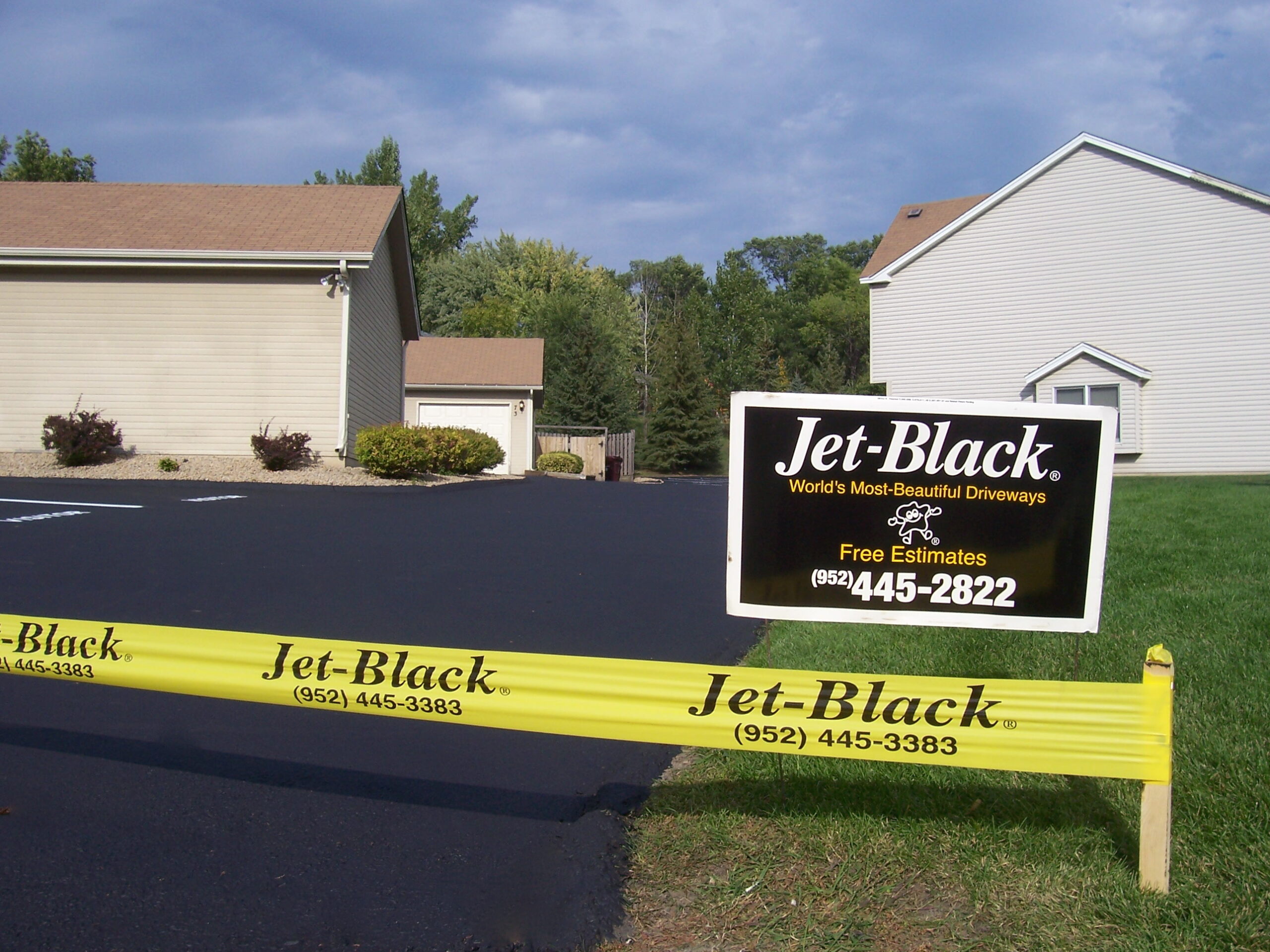 How Driveway Sealing Companies Extend Asphalt Lifespan - Newsglo