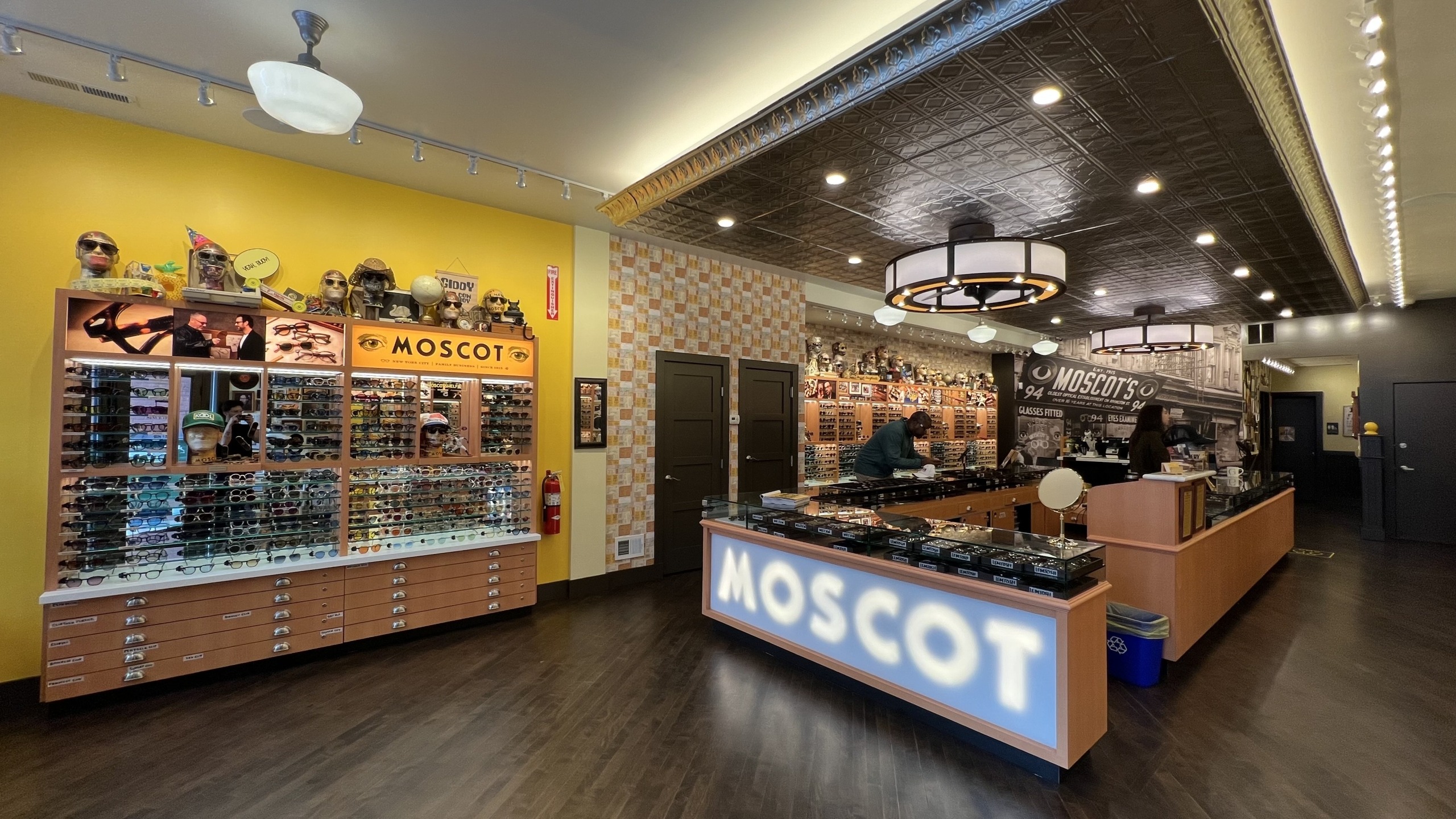 Apex Signs & Graphics West Loop Sign Solutions Guide AI - Newsglo