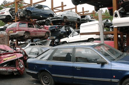 How Damaged Car Removal Services Calculate Your Vehicle’s Value in 2026 - Newsglo How Damaged Car Removal Services Calculate Your Vehicle’s Value in 2026 - Newsglo