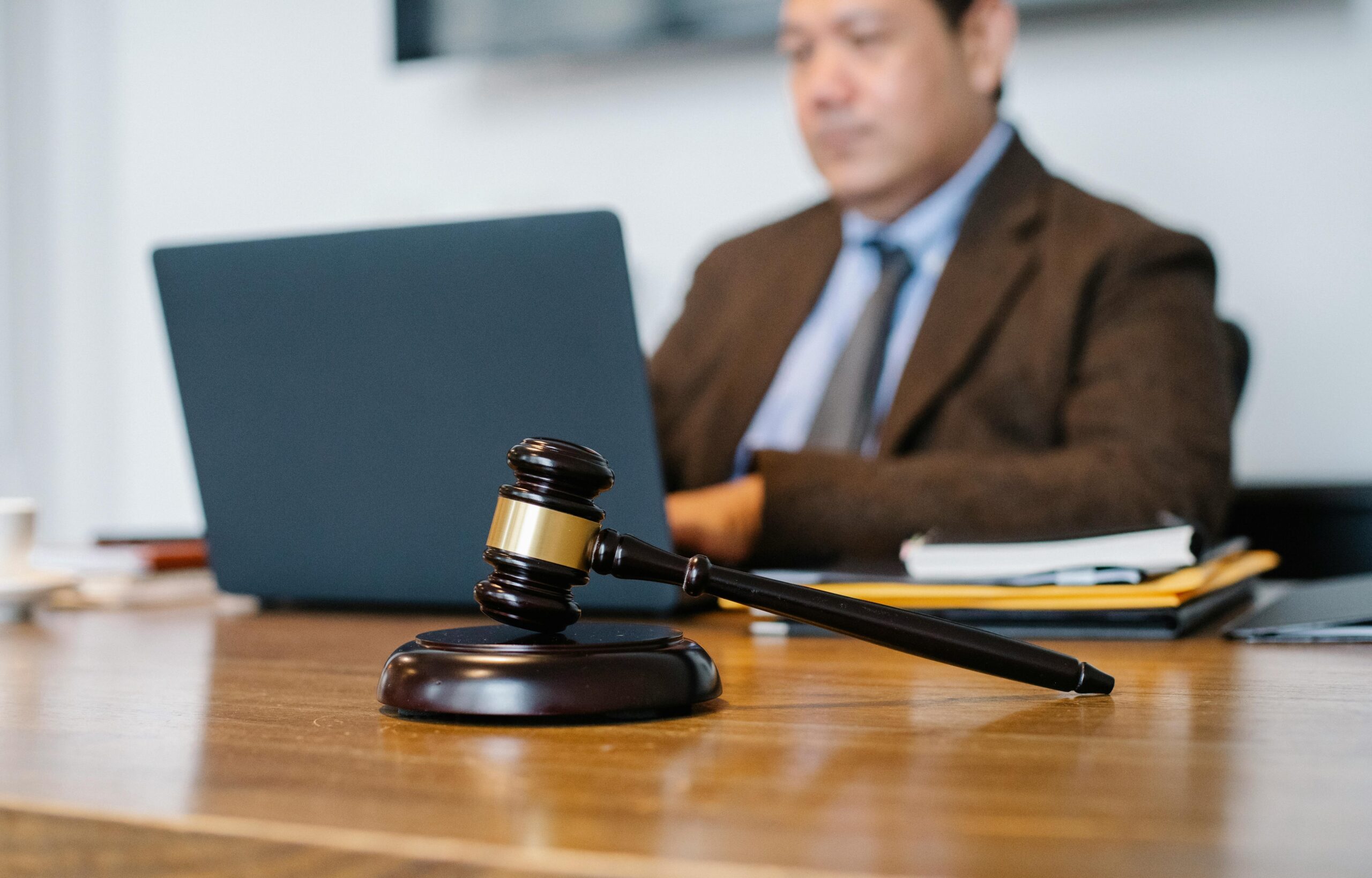 Why Hiring an Estate Administration Attorney Is Worth the Investment - Newsglo